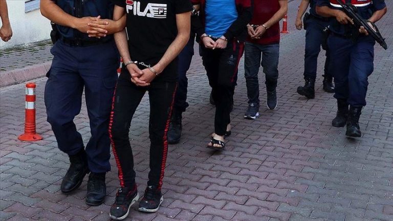 قوات الأمن التركية تعتقل 35 شخصًا يشتبه بانتمائهم لتنظيم الدولة