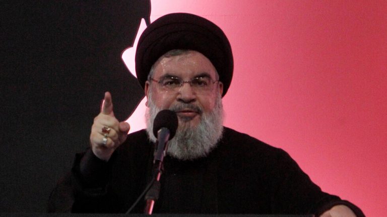 نصر الله يكشف هوية من أقنع بوتين للتدخل في سوريا