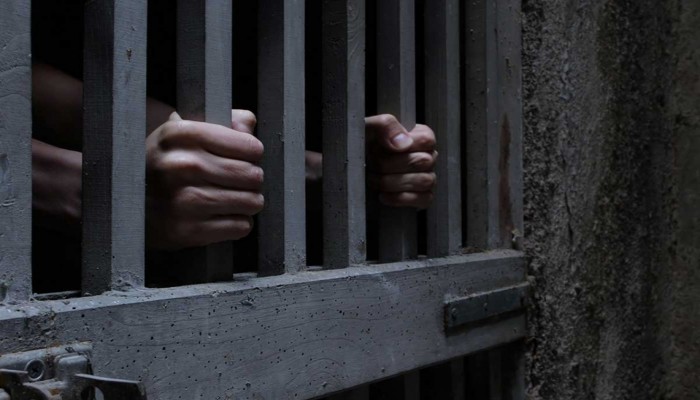درعا.. مقتل معتقلين أحدهما مصاب بالسرطان تحت التعذيب في سجون الأسد