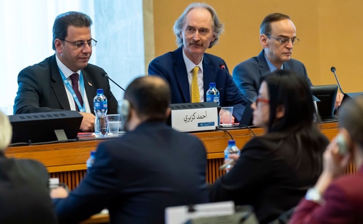 جنيف.. وفد المعارضة السورية يقترح 10 مواد دستورية والنظام يرفضها