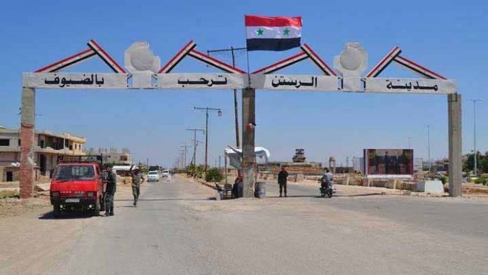 حمص.. هجوم بالسلاح الأبيض يخلف قتيلين لـالدفاع الوطني في الرستن