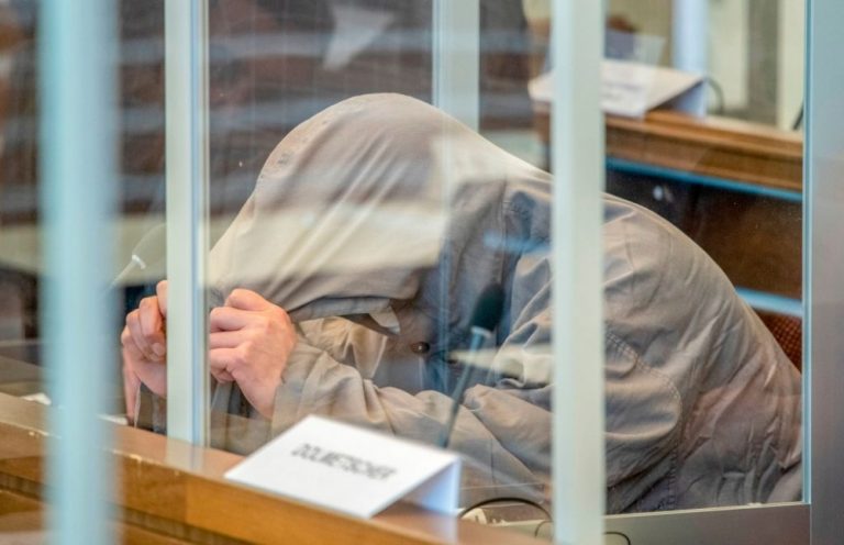 محكمة عليا ألمانية تحكم بسجن إياد غريب أربع سنوات ونصف ومنظمة سورية ترحب