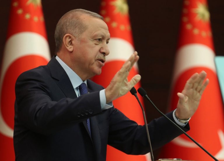 أردوغان: تركيا بحاجة إلى دستور جديد
