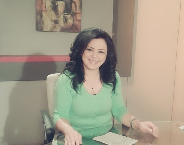 الشبكة السورية: الإعلامية هالة الجرف مُعتقلة لمُجرّد التعبير عن رأيها