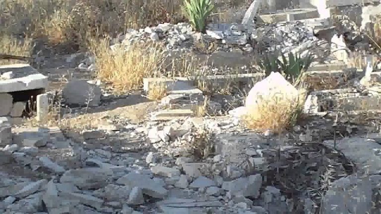 روسيا تعيد عمليات البحث عن رفات جندي إسرائيلي في مقبرة اليرموك