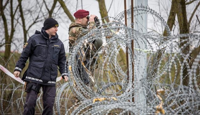 سلوفينيا.. العثور على 13 مهاجرا عراقيا مختبئين في شاحنة