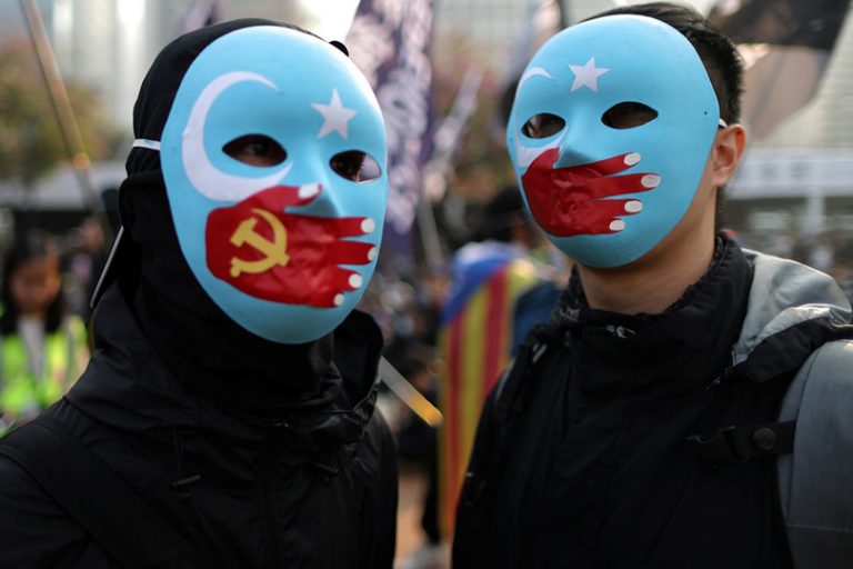 كندا.. قانون يعتبر ممارسات الصين بحق الأويغور إبادة جماعية