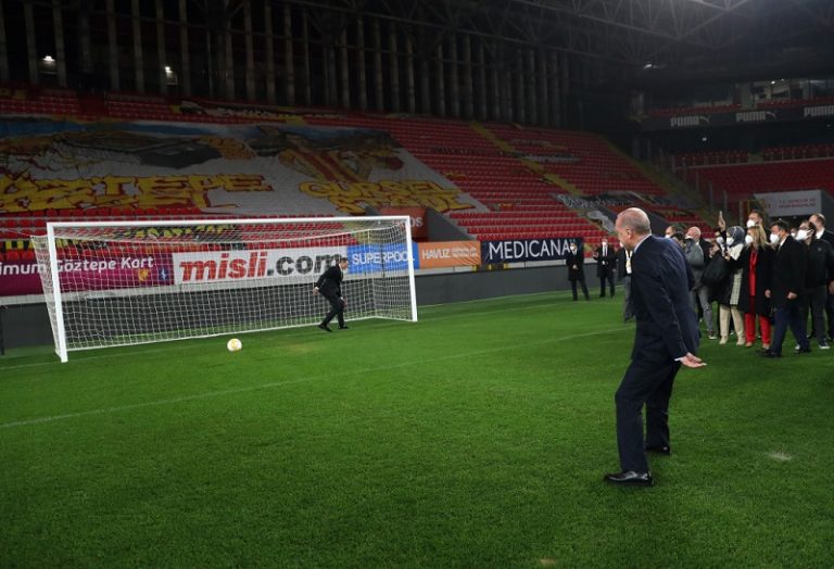 أردوغان: سنواصل إحراز الأهداف