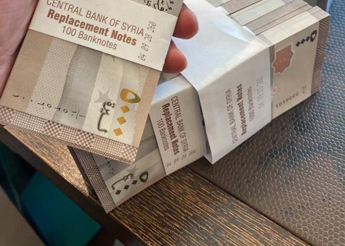 في خمسة أيام.. الليرة تفقد حوالي 3,5% من قيمتها