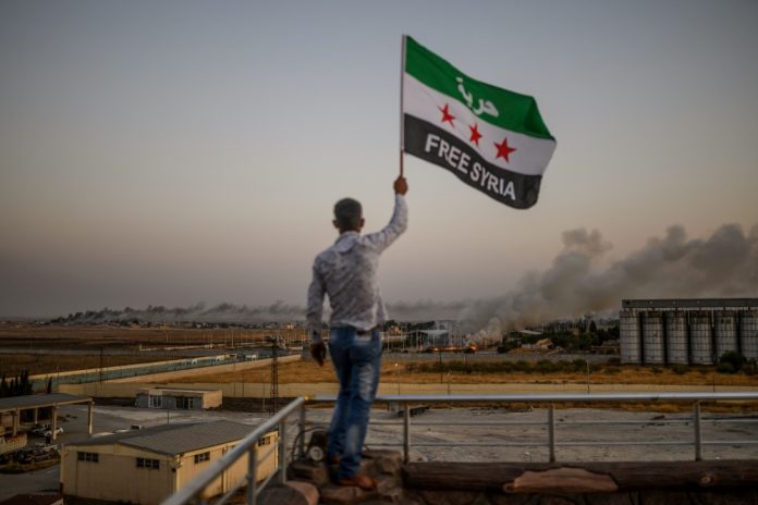 أيمن عبد النور يتحدث عن خلفيات المجلس السوري العسكري الإنتقالي (فيديو)