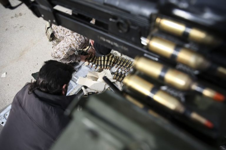 قتلى وجرحى للأسد وحلفائه الروس والإيرانيين شرق اللاذقية