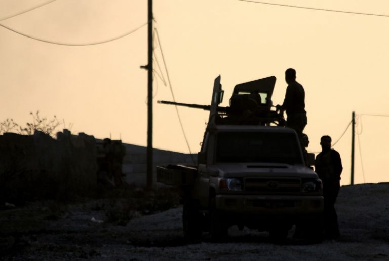 على خلفية الاقتتال.. انتشار حواجز لـجيش الإسلام في عفرين بعد توعده بالثأر