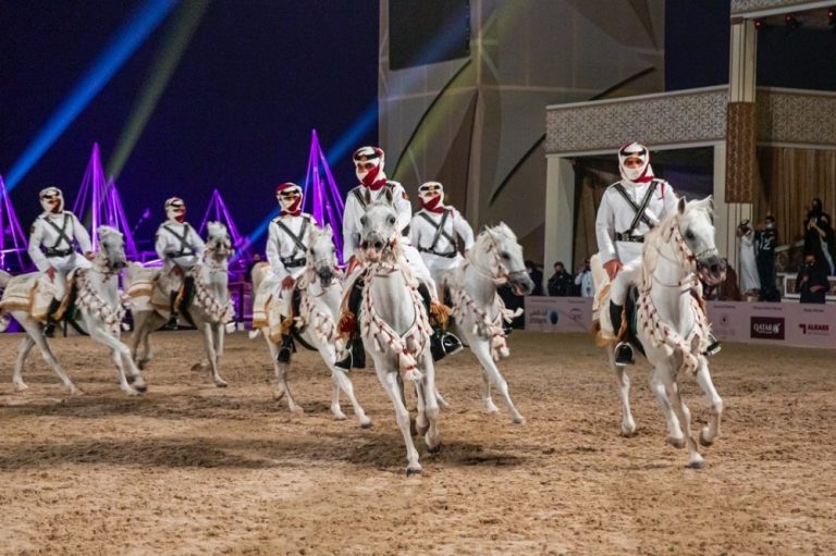 بعُروض مبهرة.. اختتام مهرجان كتارا للخيل العربية بقطر