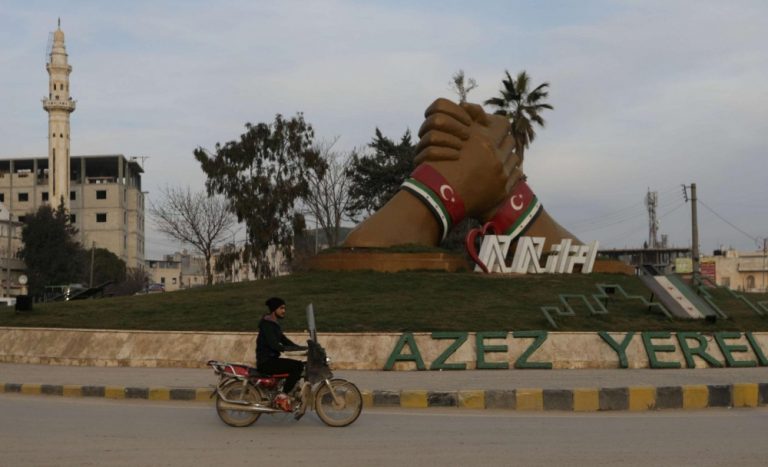 وفاة رجل جرّاء انفجار شاحن بطارية مفخخ في أعزاز