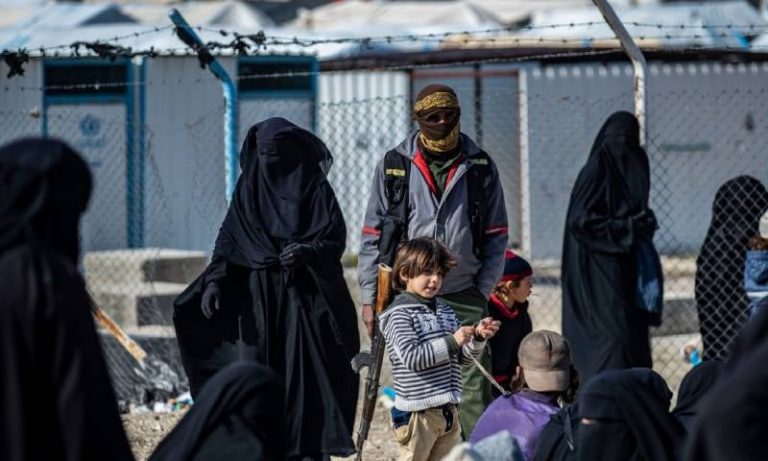 العراق.. أكثر من 400 امرأة تركمانية عراقية في سجون بسوريا