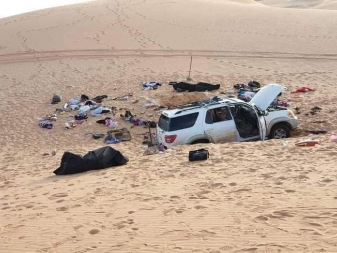 عائلة سودانية تلقى حتفها جوعاً وعطشاً في الصحراء الليبية
