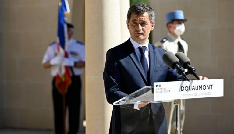 فرنسا… مناقشة مشروع قانون لاقتلاع الإسلام الراديكالي