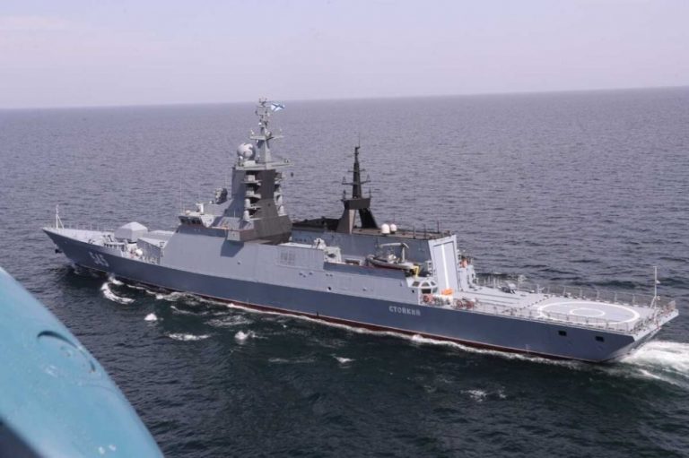 إيران: الصين والهند تنضمان لمناورات بحرية بالمحيط الهندي