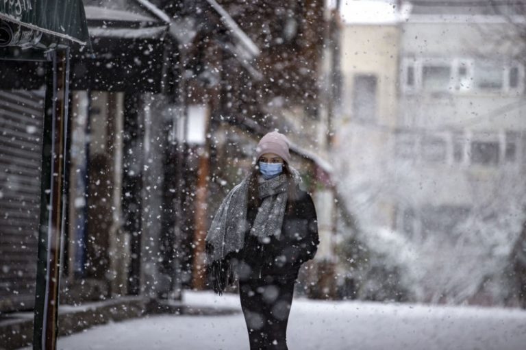 تركيا.. بدء رفع قيود كورونا تدريجياً مطلع مارس