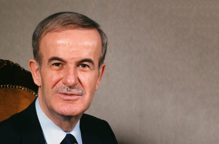 فيلم عن حافظ الأسد.. رجل العصابة الذي سيطر على سوريا وتصرف بوحشية ضد خصومه