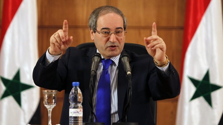 المقداد يزعم من عُمان: الاعتداءات الإسرائيلية لا يمكن أن تستمر