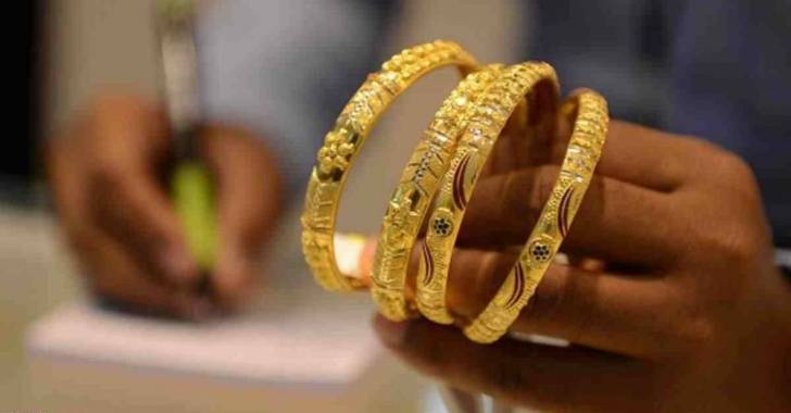 لأول مرة في تاريخ البلاد.. غرام الـ 21 ذهب يتجاوز الـ 200 ألف ليرة سورية