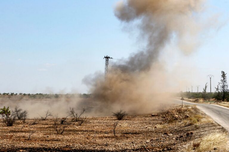 مقتل 3 مدنيين بانفجار لغم من مخلفات النظام شرق حماة