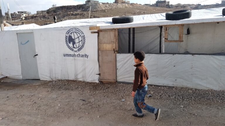 تقاعس الأمم المتحدة يغلق أبواب المدارس الرسمية اللبنانية أمام الطلاب السوريين