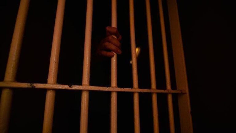 تقرير العفو الدولية حول تعذيب لاجئين سوريين يحرك القضاء اللبناني