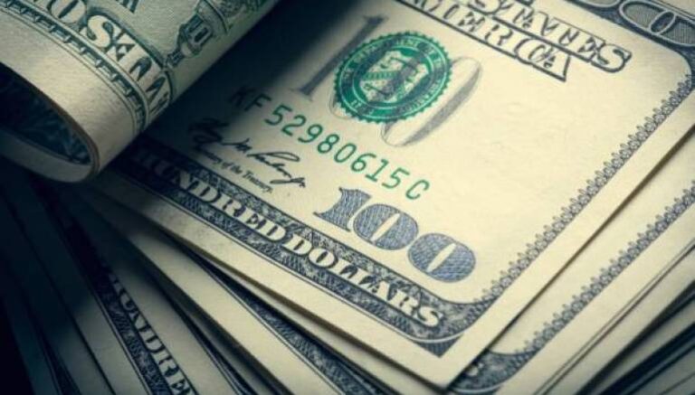 أسعار العملات في سوريا عند إغلاق الأحد