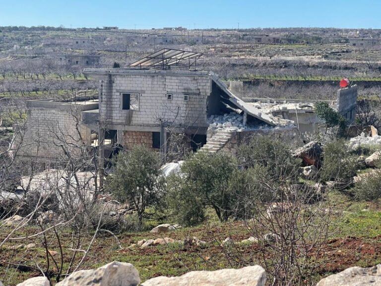 ضحايا جدد إثر قصف الأسد مواقع في إدلب