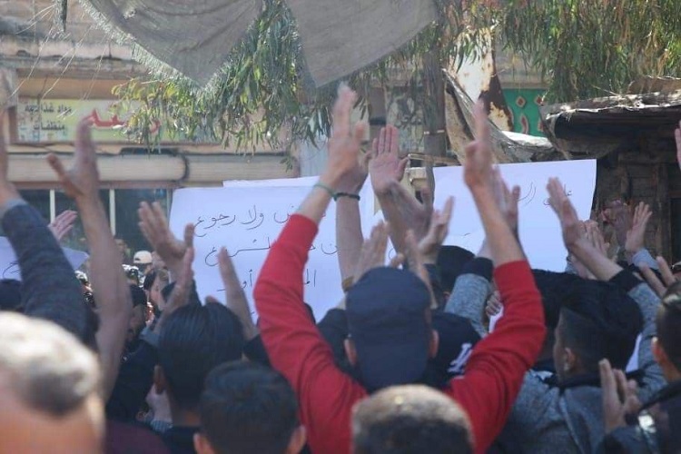 أهالي كناكر يحيون ذكرى الثورة بمظاهرة حاشدة