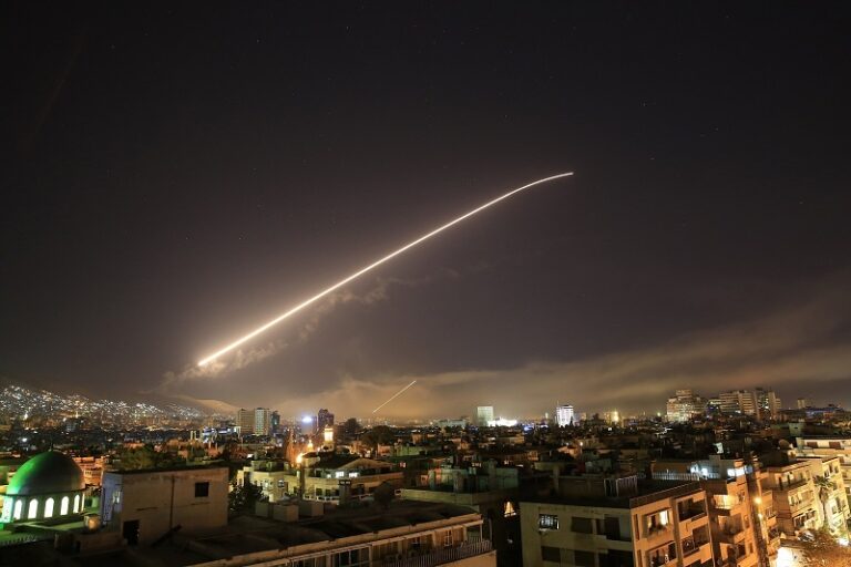 ضربة إسرائيلية جديدة في سوريا.. إعلام الأسد يؤكد وجيش الاحتلال يرفض التعليق