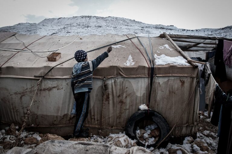 لبنان.. مساعدات غذائية قطرية لـ250 عائلة سورية