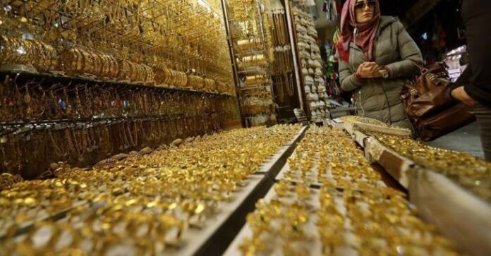 انخفاض في سعر الذهب الرسمي بدمشق