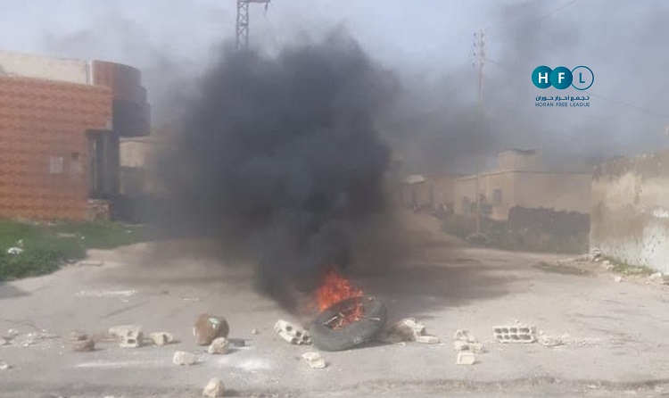 بعد اعتقال شابين.. احتجاجات في القنيطرة ضد نظام الأسد