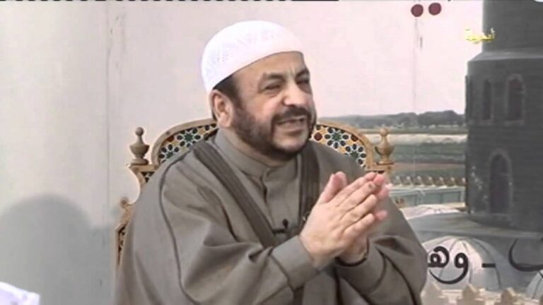 مفتي حلب: اللهم من أراد بالليرة خيراً فوفقه