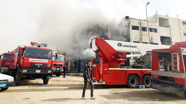 مصر: 20 قتيلا و24 مصابا في حريق بمصنع للملابس