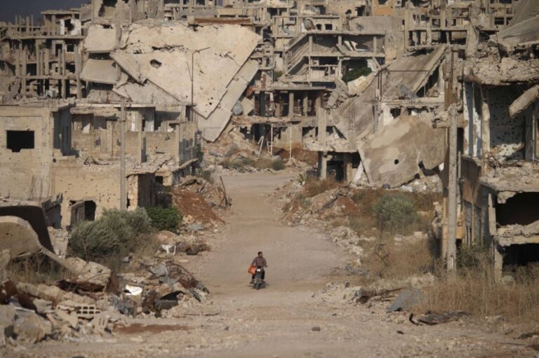 في بيان مشترك.. الدول الغربية تحمل الأسد وداعميه المسؤولية عن 10 سنوات من الحرب والمعاناة الإنسانية