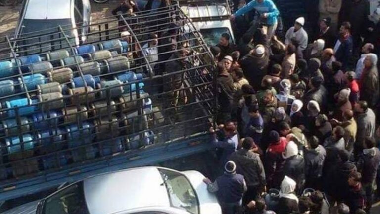 اللاذقية.. النظام يرفع أسعار مواد البناء والغاز المنزلي والصناعي