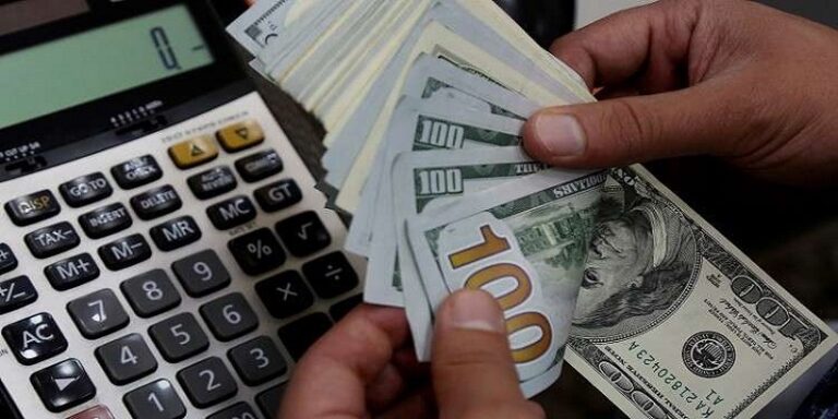 الحوالات الخارجية.. أمل السوريين الأخير