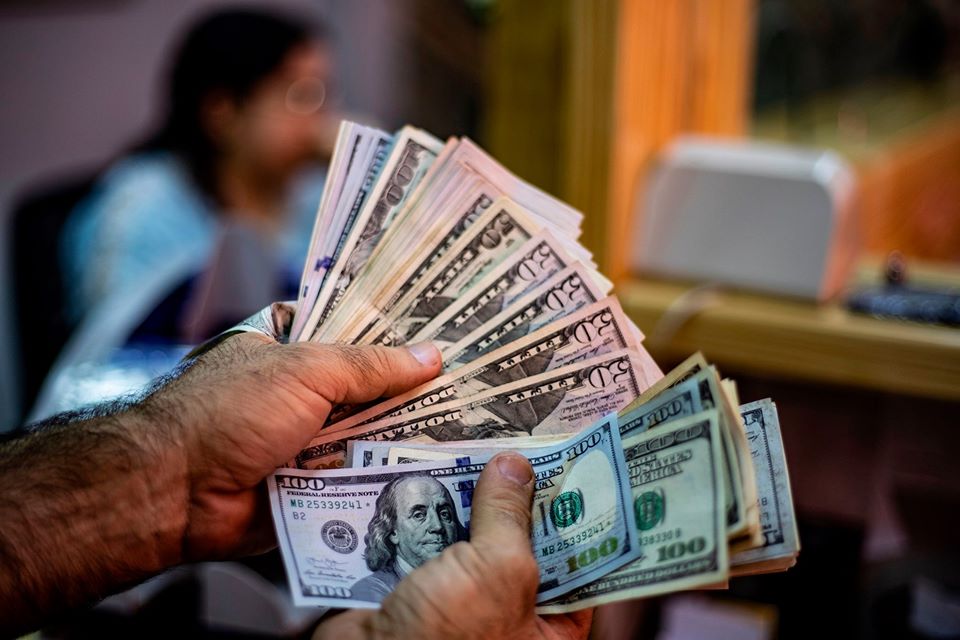 أسعار العملات في سوريا عند إغلاق الأربعاء