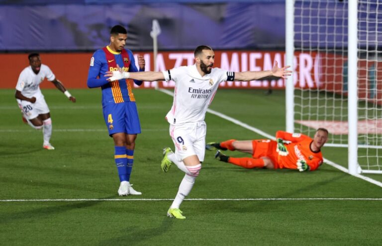 ريال مدريد يحسم الكلاسيكو ويصعد لصدارة الليغا