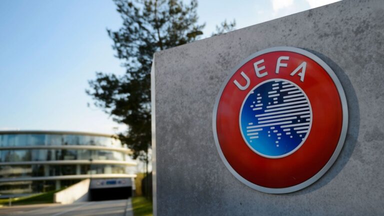 يويفا يوقف حكما روسيا في قضية تلاعب بنتائج مباريات