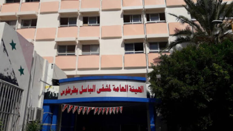 مصاب كورونا يلقي بنفسه من الطابق الرابع في أحد مستشفيات طرطوس