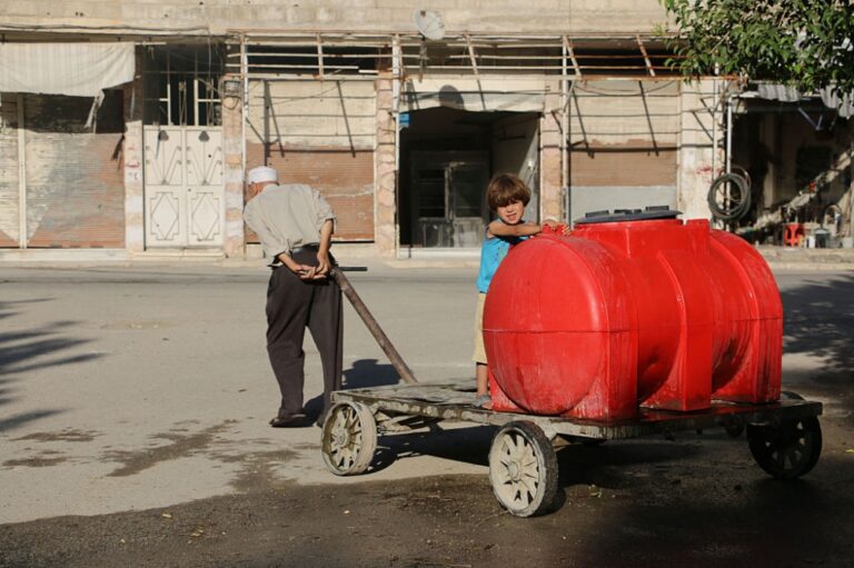 أزمة المحروقات تفاقم من مشاكل مياه الشرب في الغوطة الشرقية