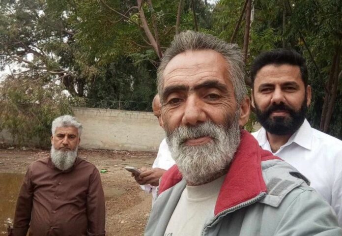 دائرة آثار الرقة تكرّم مواطناً سلّم قطعة أثرية عثر عليها في منزله