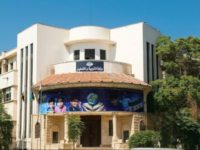 شهادات السوريين في تركيا تصطدم بعراقيل التعديل.. تصطفلوا هي مشكلتكم رد مسؤول في وزارة التربية