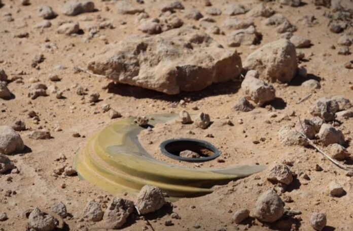 وفاة طفل وإصابة شخصين بانفجار لغم في حلفايا بريف حماة